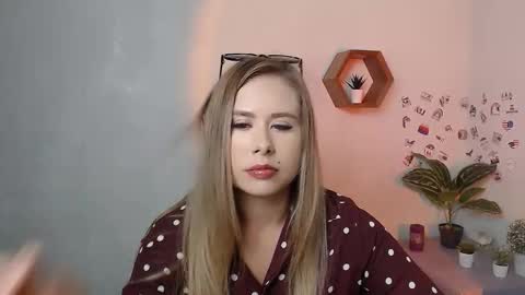 Alena online show from 13, 9, 2025