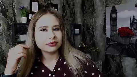 Alena online show from 18, 9, 2025
