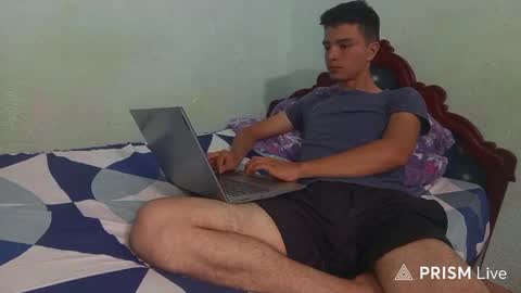 Snapshot of aleo_011 chatting on 5, 10, 2025 Alejandro online show from 5, 10, 2025