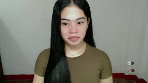 Snapshot of alesha_vibe_me chatting on 4, 3, 2025 alesha_vibe_me online show from 4, 3, 2025