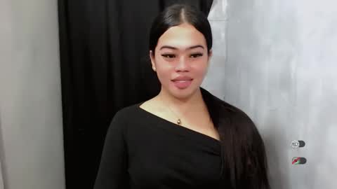 Snapshot of alesha_vibe_me chatting on 7, 10, 2025 alesha_vibe_me online show from 7, 10, 2025