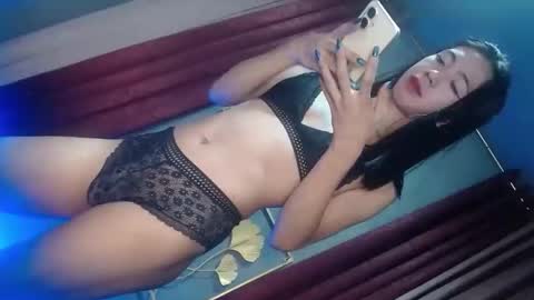 Snapshot of alesharios chatting on 19, 10, 2025 Alesha online show from 19, 10, 2025