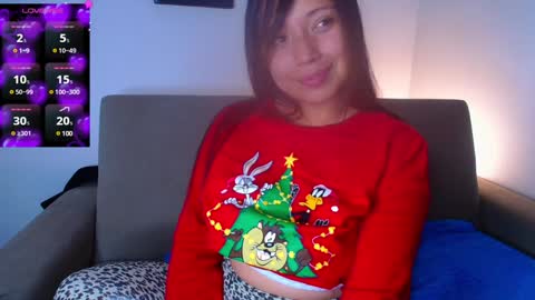 QUEEN OFF MILk  IM BACK  15 NOV online show from 14, 12, 2024