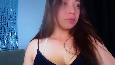 QUEEN OFF MILk  IM BACK  15 NOV online show from 7, 2, 2025