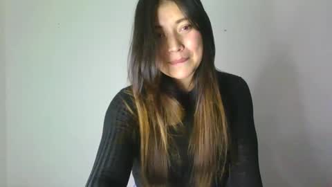 QUEEN OFF MILk  IM BACK  15 NOV online show from 1, 10, 2025
