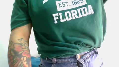 QUEEN OFF MILk  IM BACK  15 NOV online show from 24, 2, 2026