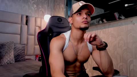 Snapshot of aless_king chatting on 20, 12, 2024 Alessandro King online show from 20, 12, 2024