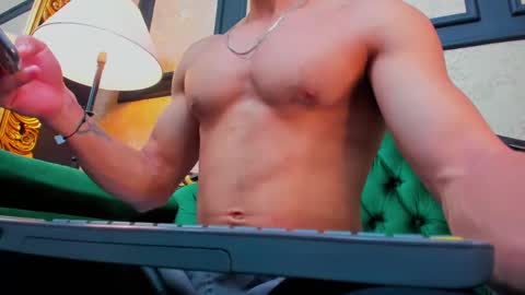 Snapshot of aless_king chatting on 12, 2, 2025 Alessandro King online show from 12, 2, 2025