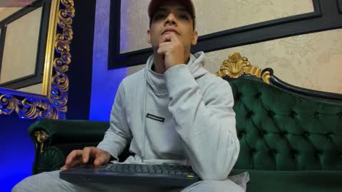 Snapshot of aless_king chatting on 28, 9, 2025 Alessandro King online show from 28, 9, 2025