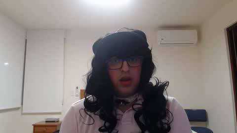 AlessaBabyGirl840 online show from 21, 10, 2025