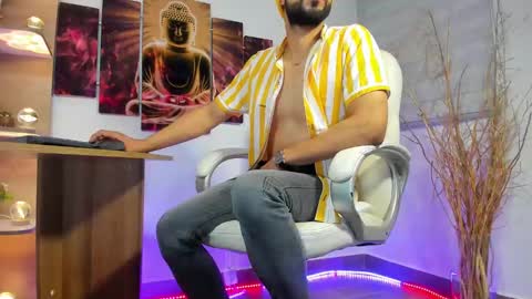 ALESSANDRO  WYE online show from 11, 2, 2025