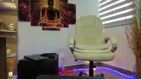 ALESSANDRO  WYE online show from 3, 3, 2025