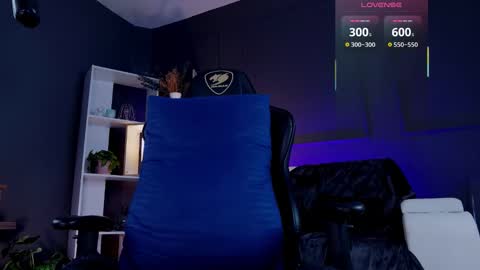 Alessandro INDEPENDENT MODEL online show from 1, 11, 2025