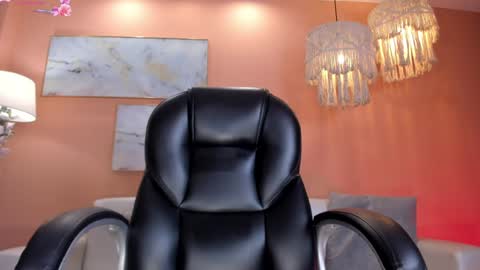 ALESSA ROMERO  online show from 8, 1, 2025