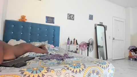 alessia_hot1 online show from 25, 1, 2025