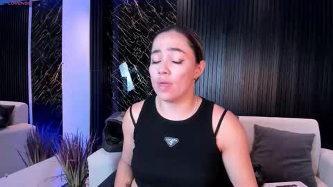 Snapshot of alessia_taylorr chatting on 13, 10, 2025 Alessia Everyday From 0530 to 1430 Col Time online show from 13, 10, 2025