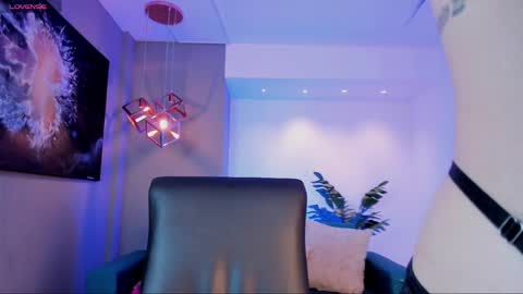 alessiafacetti online show from 3, 10, 2025