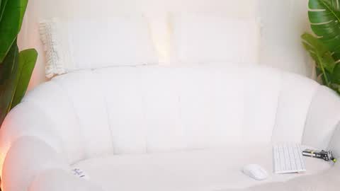  Alessia  online show from 13, 3, 2026