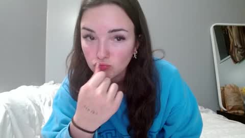 Snapshot of alessiasnow chatting on 17, 11, 2025 Alessia Snow online show from 17, 11, 2025