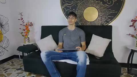 Alessio online show from 10, 11, 2025