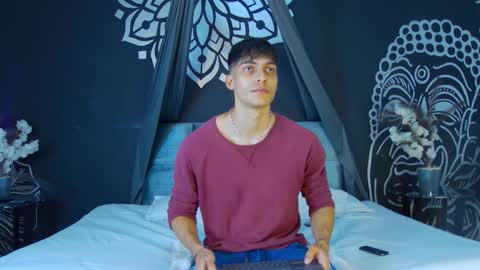 Alessio online show from 5, 12, 2025