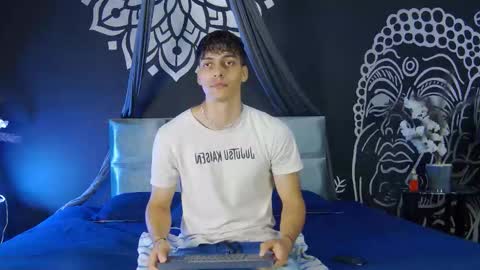 Alessio online show from 16, 12, 2025