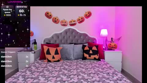 alettablacck online show from 25, 10, 2025