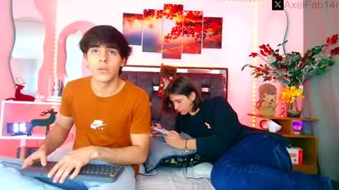 Snapshot of alex_and_fabian chatting on 14, 12, 2024 sneider online show from 14, 12, 2024