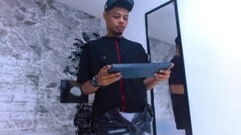 Snapshot of alex_blaze_ chatting on 12, 4, 2026 alex online show from 12, 4, 2026