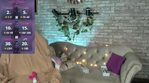 Snapshot of alex_howell chatting on 13, 1, 2025 alex_howell online show from 13, 1, 2025