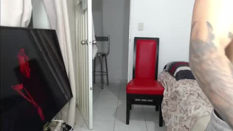 alex_mojica online show from 12, 9, 2025