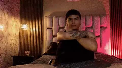 ALEX NOIR  online show from 4, 2, 2026