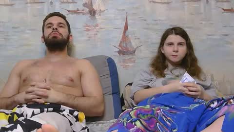 Alex and Sarah online show from 16, 12, 2025