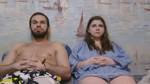 Alex and Sarah online show from 6, 3, 2026