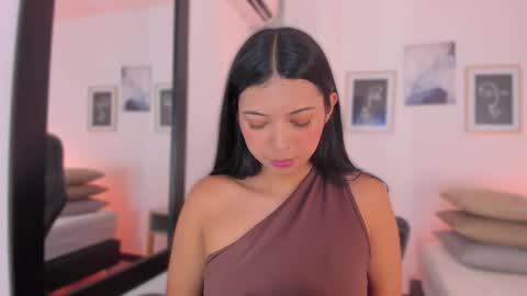 Snapshot of alexa_millers_ chatting on 28, 10, 2025 Alexa Millers online show from 28, 10, 2025