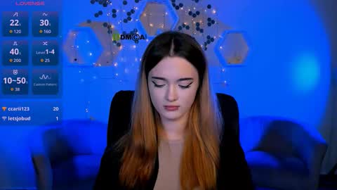 Snapshot of alexa_night_ chatting on 18, 11, 2025 alexa_night_ online show from 18, 11, 2025