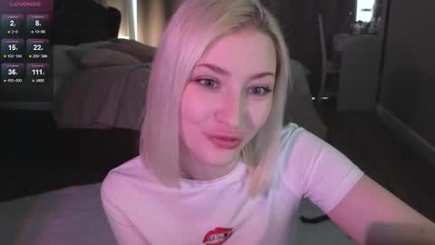 Snapshot of alexa_novak chatting on 11, 10, 2025 Alexa online show from 11, 10, 2025