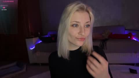 Snapshot of alexa_novak chatting on 27, 11, 2025 Alexa online show from 27, 11, 2025