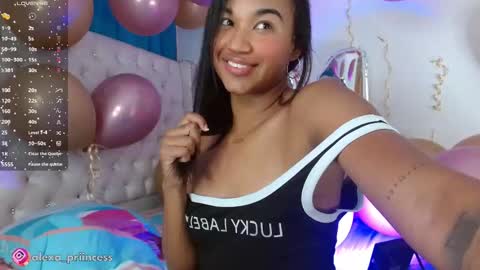   online show from 28, 9, 2025