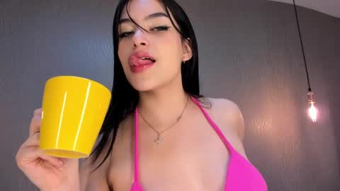 Alexa Thaylor online show from 17, 12, 2024