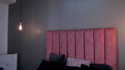 Alexa Thaylor online show from 20, 11, 2025