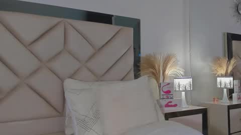 alexa_tobar online show from 3, 1, 2025