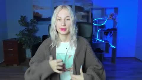 Alexa Woods online show from 26, 9, 2025