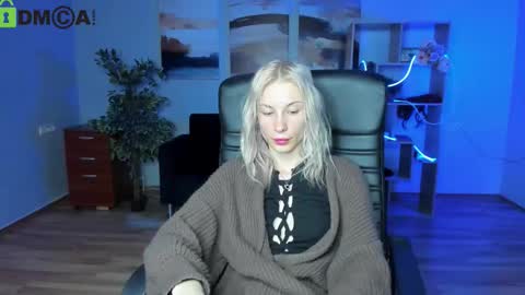 Alexa Woods online show from 27, 9, 2025