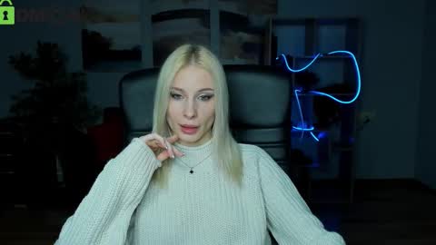 Alexa Woods online show from 9, 10, 2025