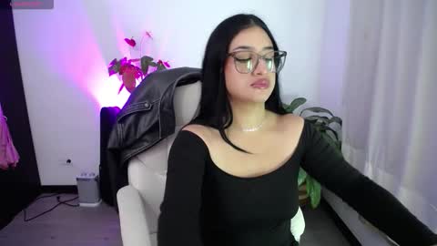 alexaa_obrien online show from 4, 2, 2026