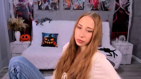 Snapshot of alexaharmon chatting on 16, 10, 2025 AlexaHarmon online show from 16, 10, 2025