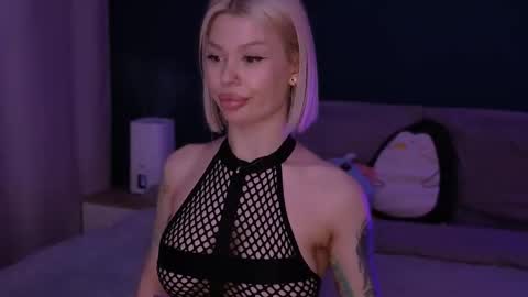 Alexa Mason online show from 6, 3, 2025