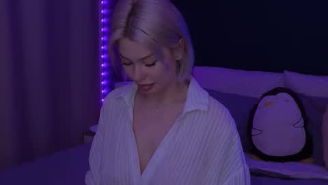 Alexa Mason online show from 15, 9, 2025