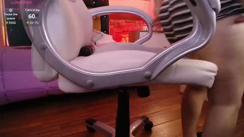 Alexa Moon online show from 30, 1, 2025